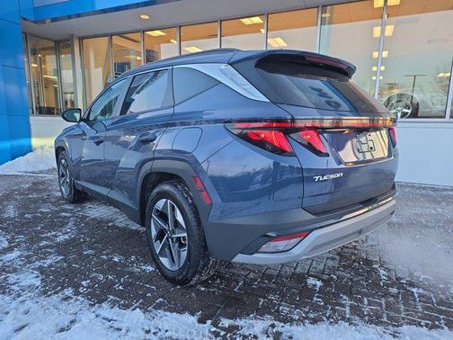 2025 Hyundai TUCSON SEL