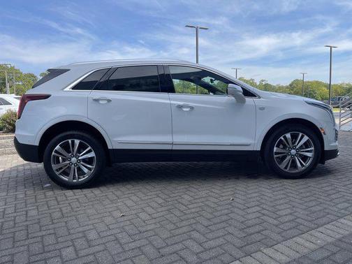 2021 Cadillac XT5 Premium Luxury