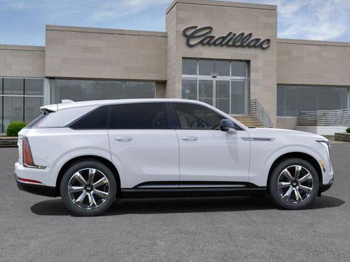 2025 Cadillac Escalade IQ Luxury 2