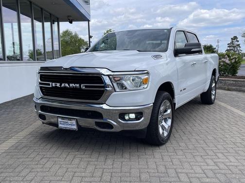 Bright White Clearcoat 2020 RAM 1500 Big Horn/Lone Star