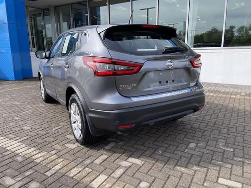 Gun Metallic 2020 Nissan Rogue Sport S