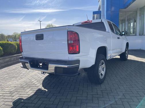 Summit White 2022 Chevrolet Colorado WT