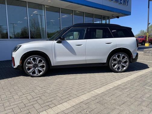 Nanuq White Metallic 2025 MINI Countryman John Cooper Works ALL4