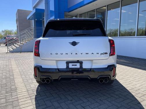 Nanuq White Metallic 2025 MINI Countryman John Cooper Works ALL4