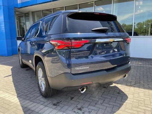 Northsky Blue Metallic 2023 Chevrolet Traverse LT Cloth
