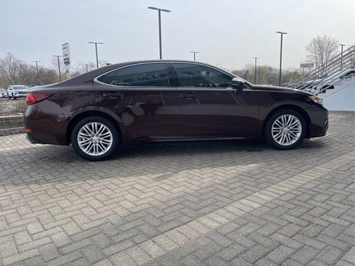 2017 Lexus ES 350 Base