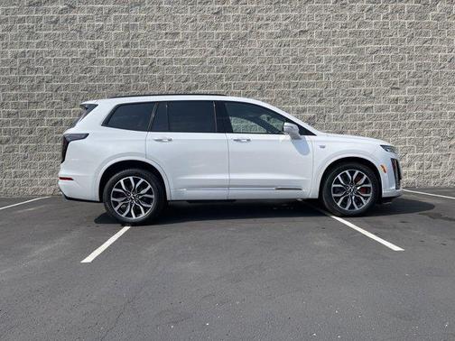 2025 Cadillac XT6 Sport AWD