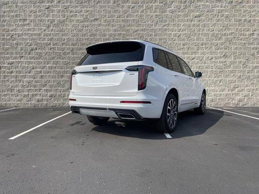 2025 Cadillac XT6 Sport AWD