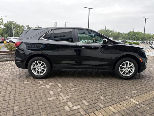 Mosaic Black Metallic 2023 Chevrolet Equinox 1LT