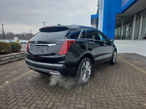 2025 Cadillac XT5 Premium Luxury