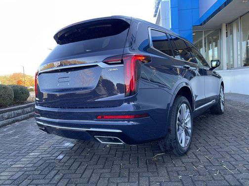 2025 Cadillac XT6 Premium Luxury AWD