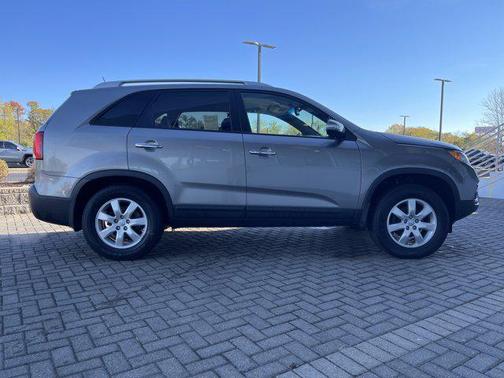 2012 Kia Sorento LX
