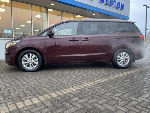 2016 Kia Sedona LX