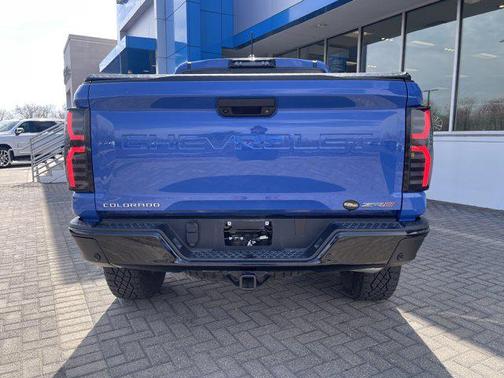 Reef Blue Metallic 2025 Chevrolet Colorado ZR2