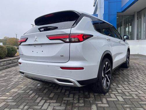 2024 Mitsubishi Outlander SE Black Edition S-AWC