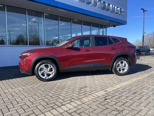 2024 Chevrolet Trax LS