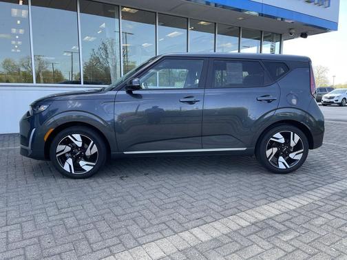 Gravity Gray 2025 Kia Soul GT-Line