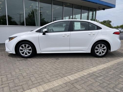 Ice Cap 2023 Toyota Corolla LE