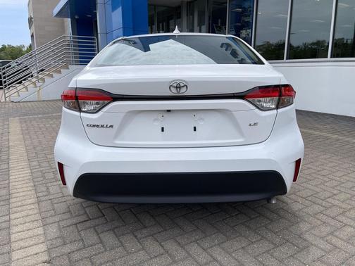 Ice Cap 2023 Toyota Corolla LE