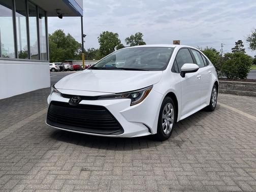Ice Cap 2023 Toyota Corolla LE