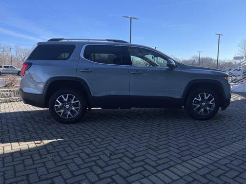 2023 GMC Acadia AWD SLE