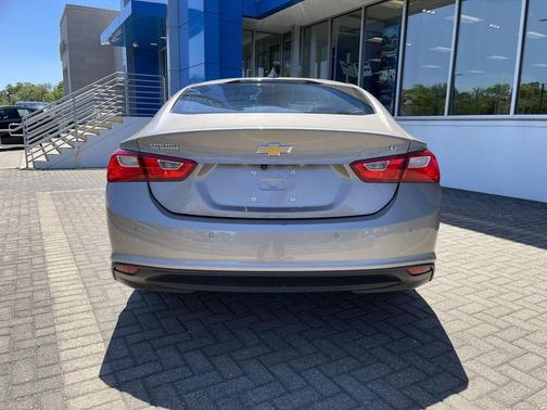 Mineral Gray Metallic 2024 Chevrolet Malibu FWD 1LT
