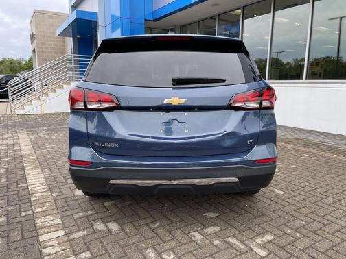Lakeshore Blue Metallic 2024 Chevrolet Equinox 1LT