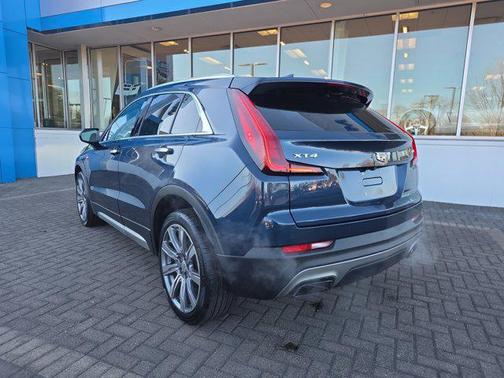 2019 Cadillac XT4 Premium Luxury