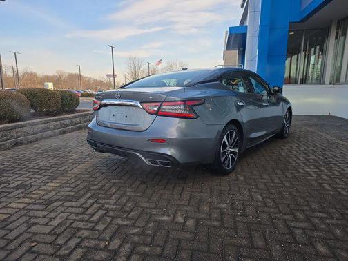 2023 Nissan Maxima SV