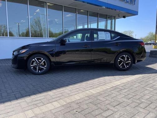 Super Black 2024 Nissan Sentra SV