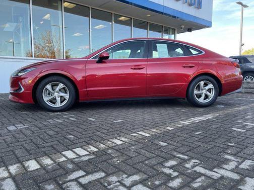 2021 Hyundai SONATA SE