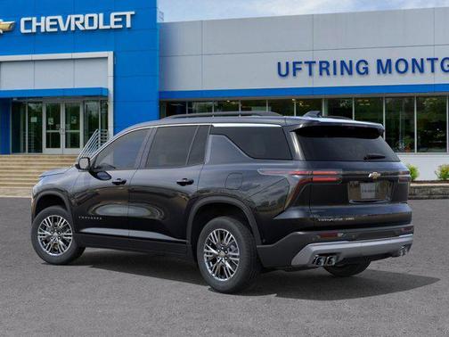 Mosaic Black Metallic 2026 Chevrolet Traverse LT