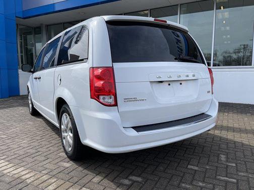 White Knuckle Clearcoat 2019 Dodge Grand Caravan SE