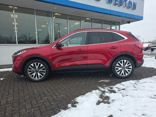 2020 Ford Escape Titanium