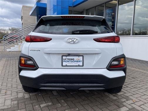 Chalk White 2020 Hyundai KONA SE