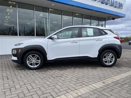 Chalk White 2020 Hyundai KONA SE