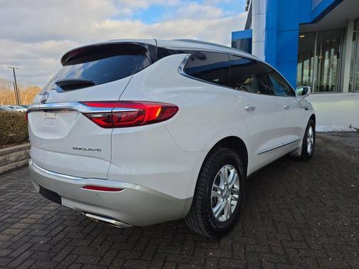 2018 Buick Enclave Essence