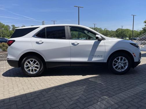 Summit White 2024 Chevrolet Equinox 1LT
