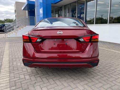 Scarlet Ember Tintcoat 2025 Nissan Altima SV FWD