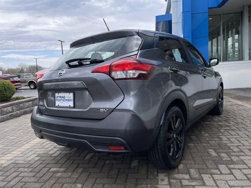 2019 Nissan Kicks S