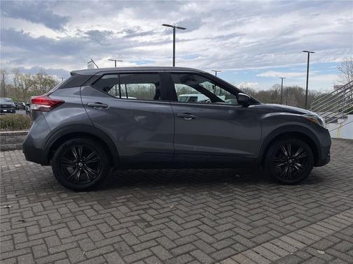 Gun Metallic 2019 Nissan Kicks S