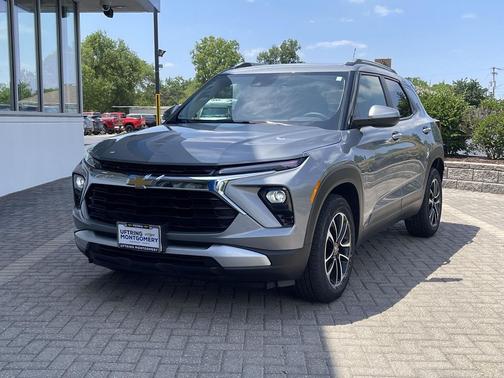 Sterling Gray Metallic 2025 Chevrolet Trailblazer LT