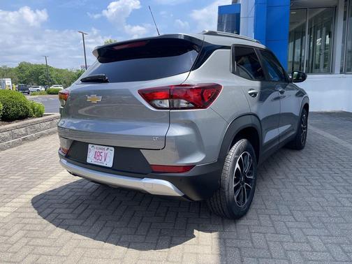 Sterling Gray Metallic 2025 Chevrolet Trailblazer LT