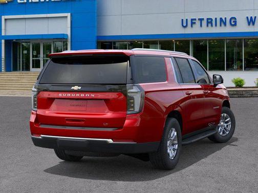 2025 Chevrolet Suburban LT