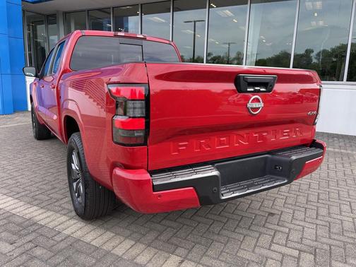 Red Alert 2025 Nissan Frontier SV
