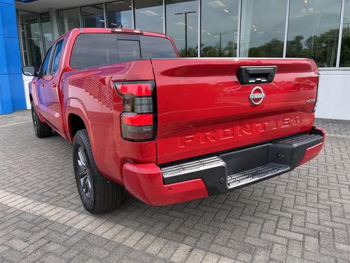 Red Alert 2025 Nissan Frontier SV