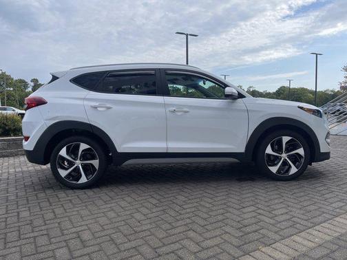 2018 Hyundai TUCSON Sport