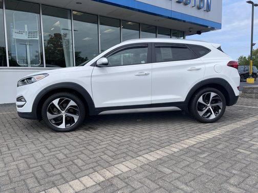 2018 Hyundai TUCSON Sport