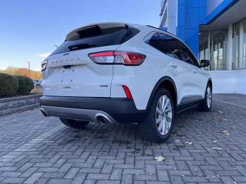 2021 Ford Escape Titanium