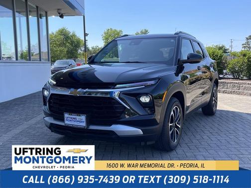 Mosaic Black Metallic 2026 Chevrolet Trailblazer LT